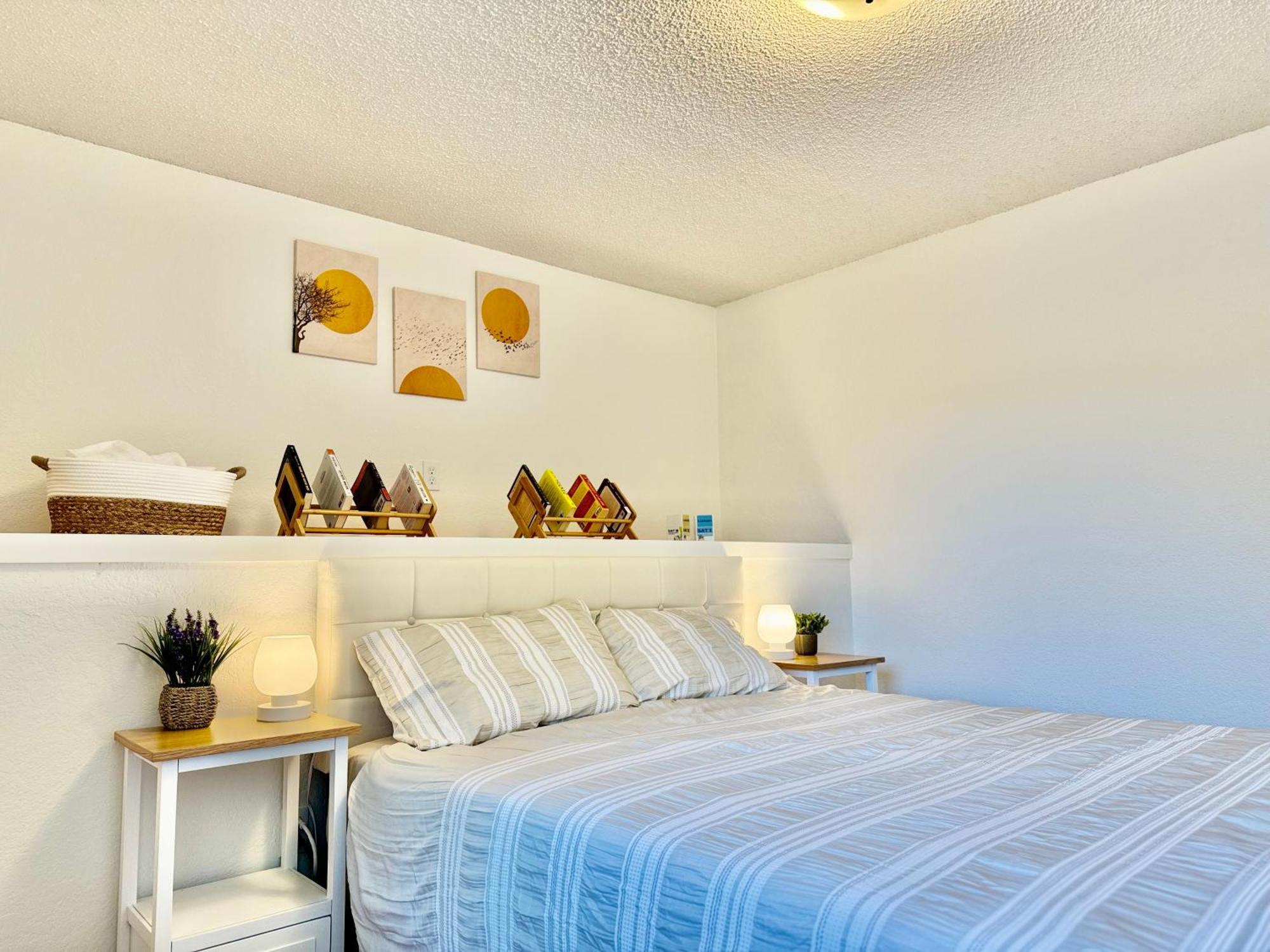 Besa Homestay Near Beach And Seatac Airport - Shared Bathroom With Max 2 Guests Des Moines Exterior photo