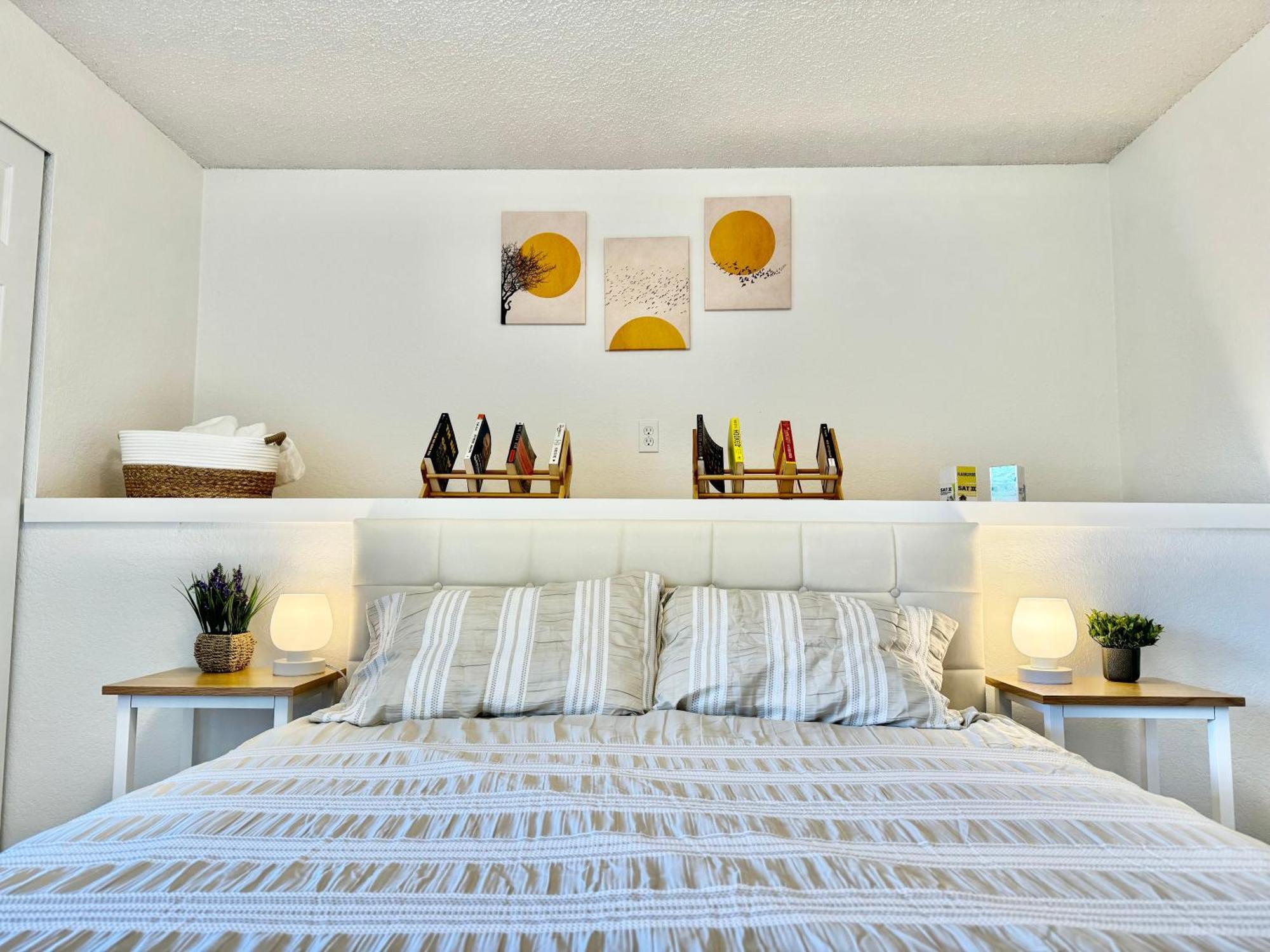 Besa Homestay Near Beach And Seatac Airport - Shared Bathroom With Max 2 Guests Des Moines Exterior photo